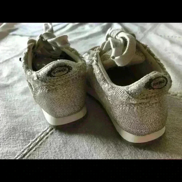 Joyfolie Champagne Ari Sneakers Size 6 new - Picture 8 of 10